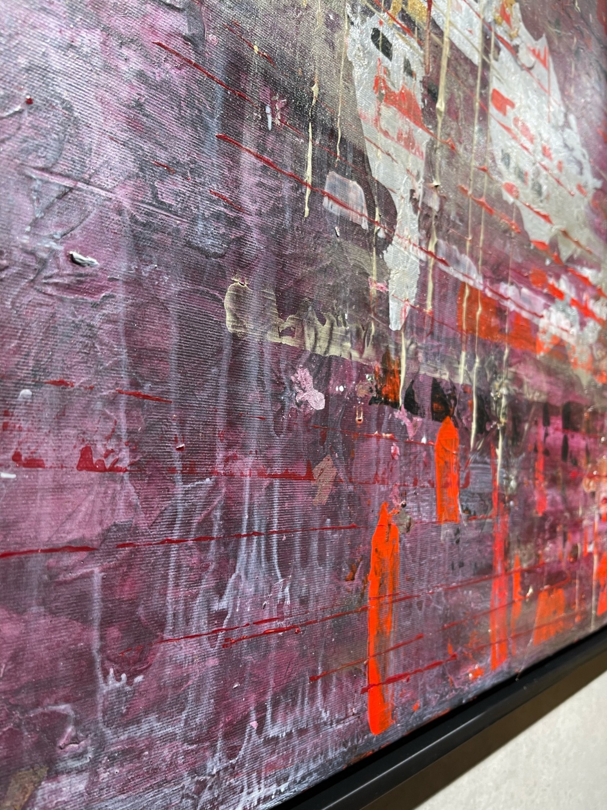 ROZBITÉ KÚSKY ŽIVOTA/DETAIL